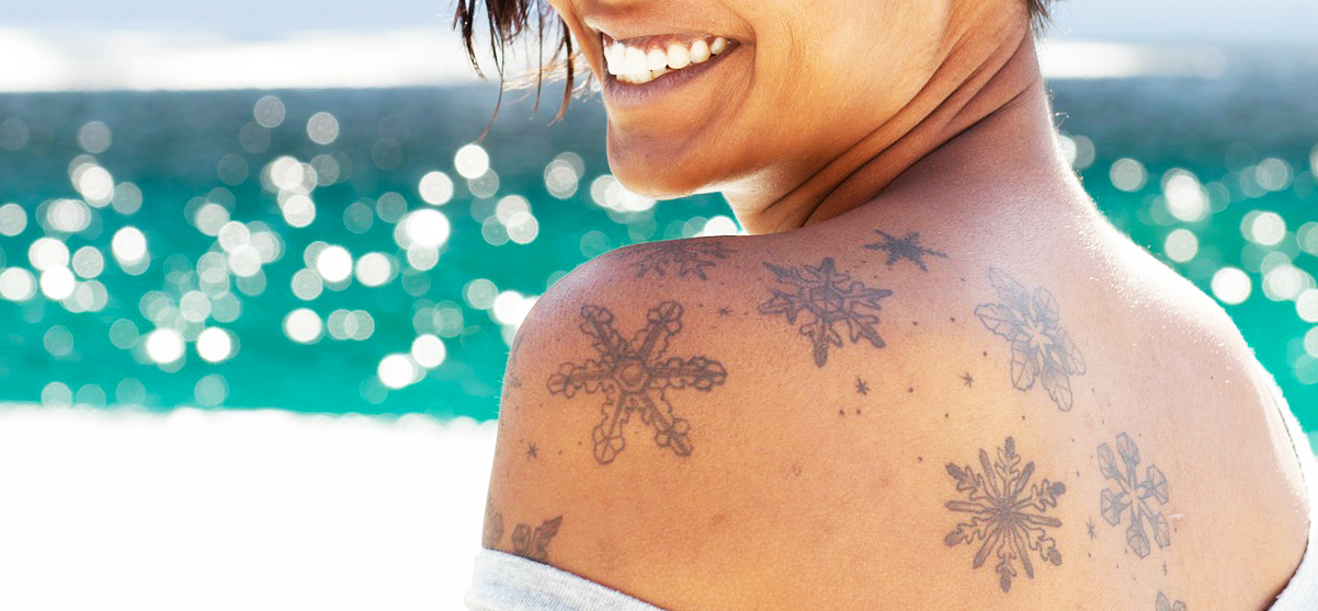 La rimozione di tatuaggi e macchie con il laser: luoghi comuni da sfatare