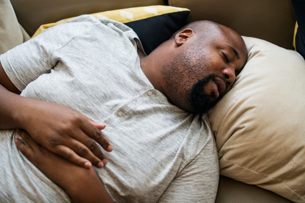 Apnee nel sonno: la polisonnografia è consigliata in caso di obesità