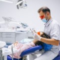 Come eseguire una corretta igiene orale dal dentista