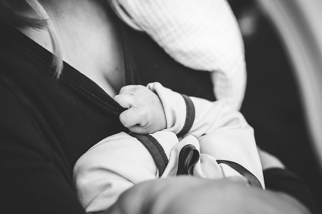 La delicata fase dell’allattamento: come farlo bene